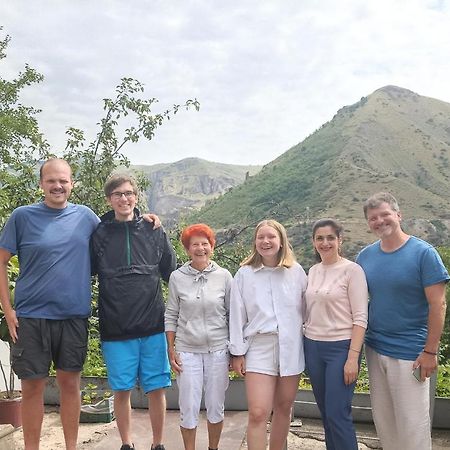 Nnn Guest House Goris Εξωτερικό φωτογραφία