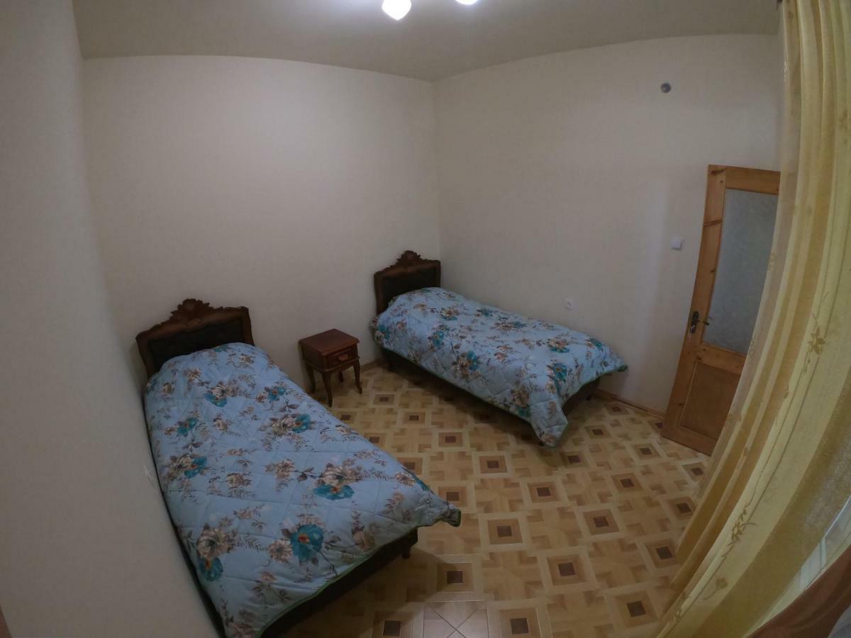 Nnn Guest House Goris Εξωτερικό φωτογραφία