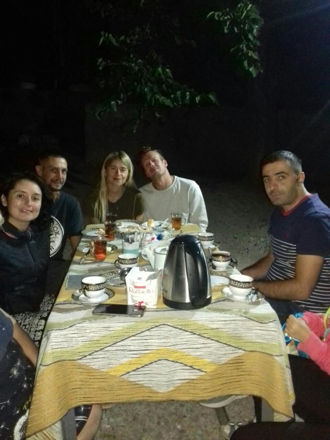 Nnn Guest House Goris Εξωτερικό φωτογραφία