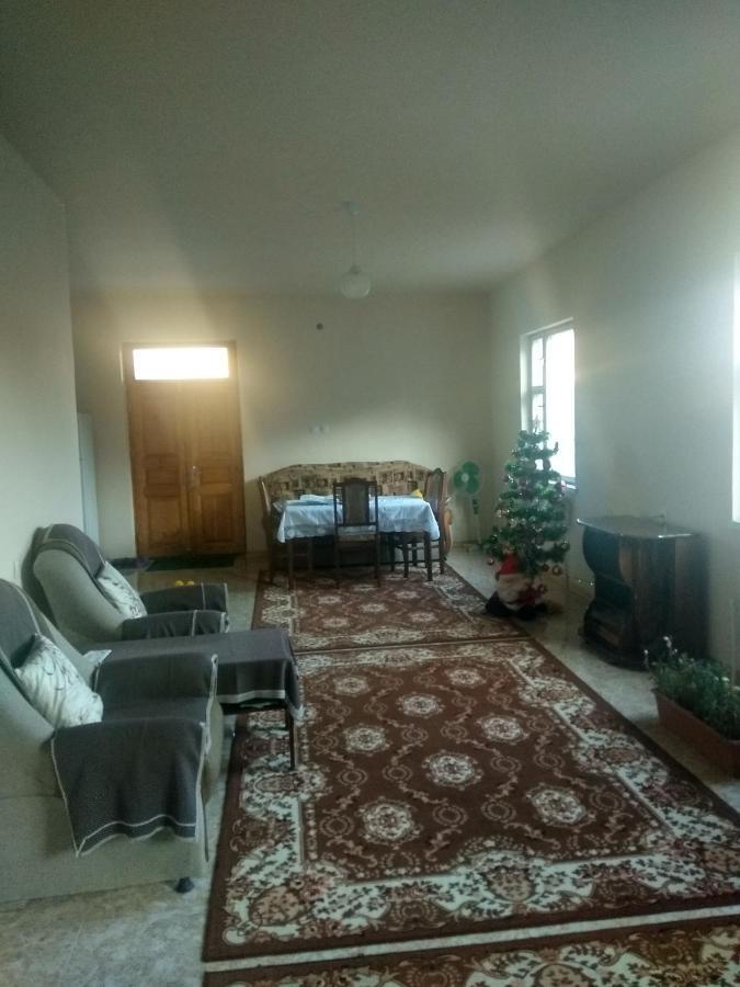 Nnn Guest House Goris Εξωτερικό φωτογραφία